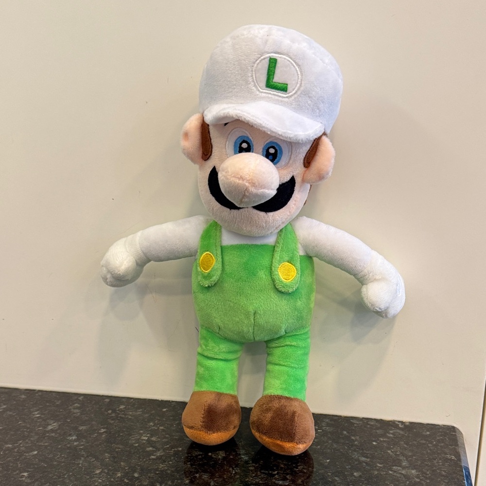 Super Mario -Luigi Nintendo Character Plush Toy. . Size 13”